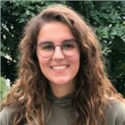 Ingénieure en énergies et environnement, je donne de cours de mathématiques et physique ! Je suis aussi bilingue italienne!